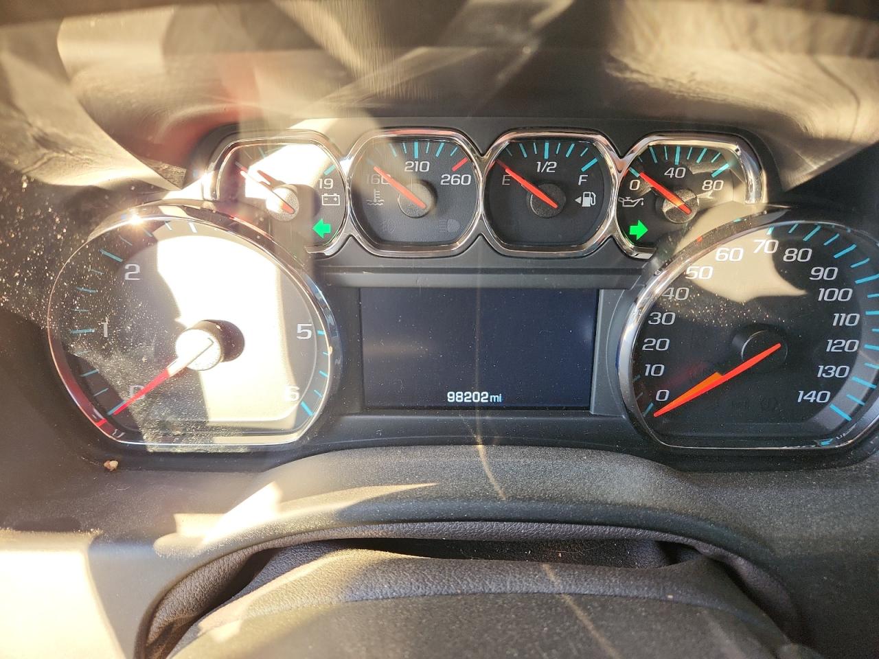 Chevrolet Suburban K1500 Premier Image 8