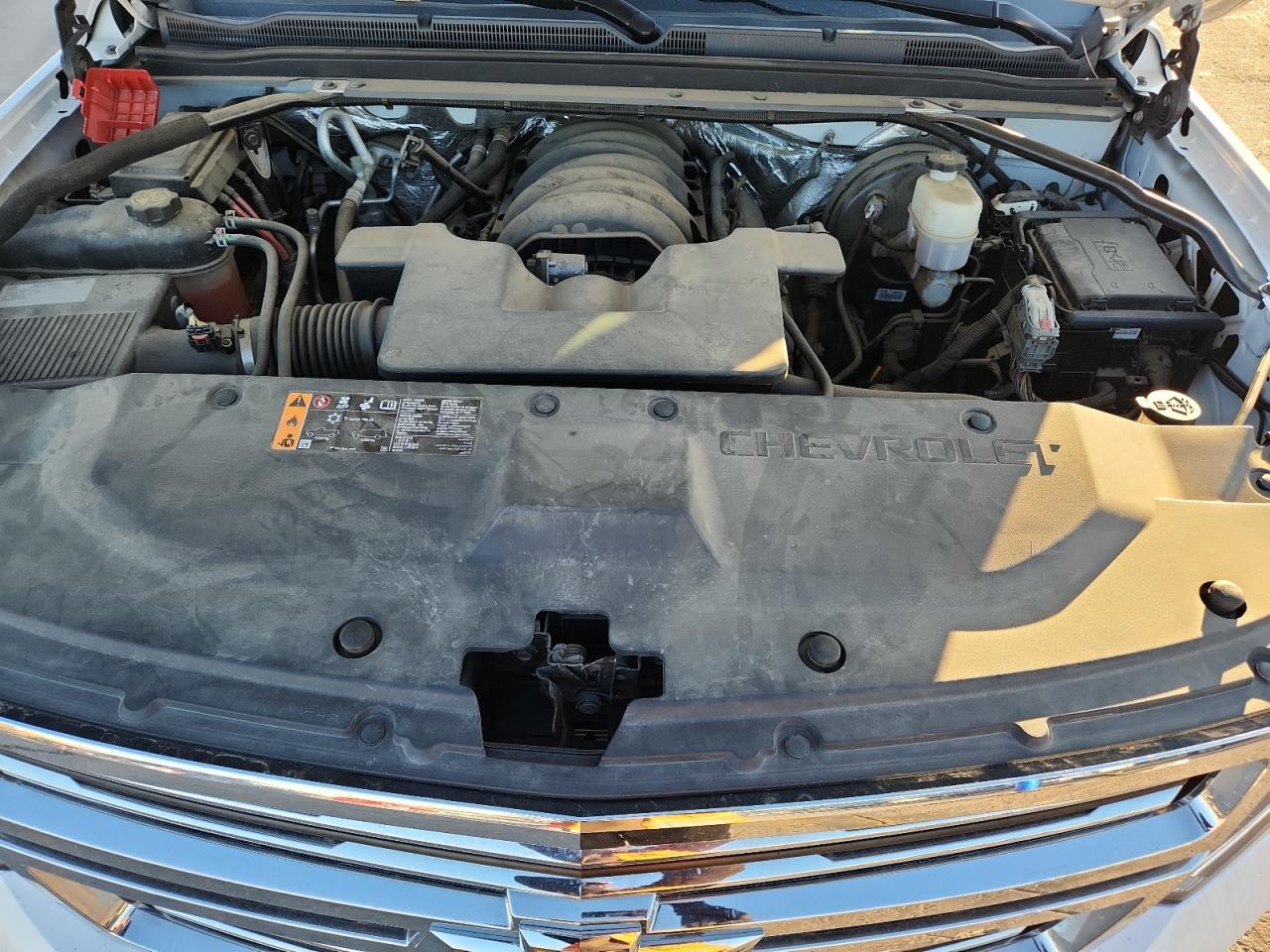 Chevrolet Suburban K1500 Premier Image 3