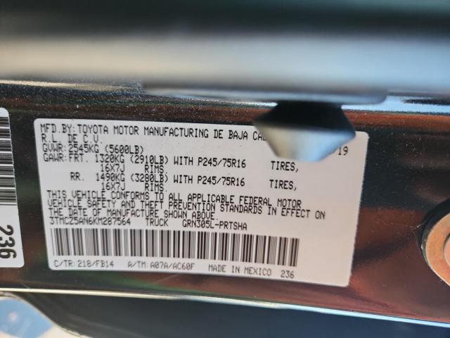 Toyota Tacoma Double Cab Image 11