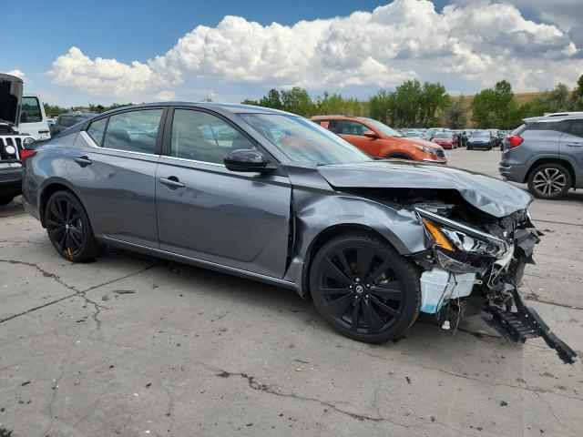 Nissan Altima Sr Image 2