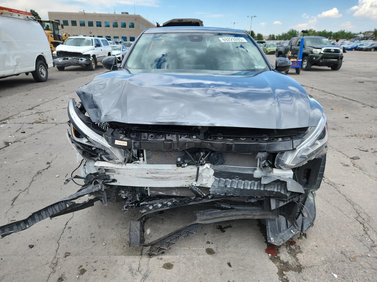 Nissan Altima Sr Image 13