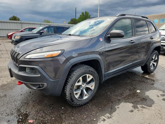  Salvage Jeep Cherokee