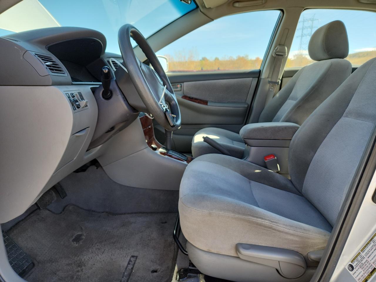 Toyota Corolla Ce Image 6