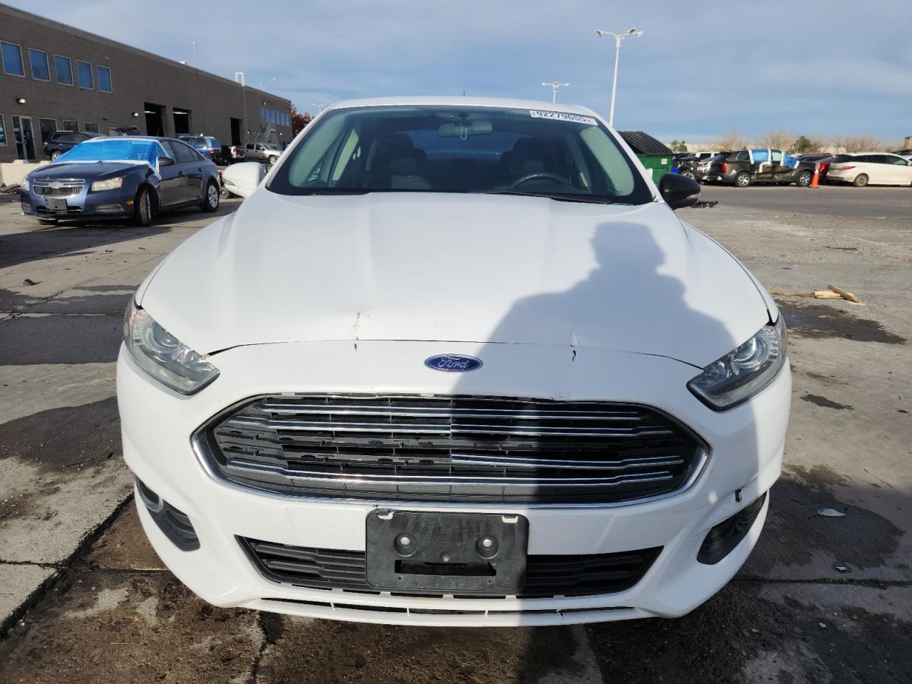 Ford Fusion Se Image 6