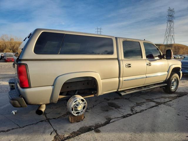 GMC Sierra K2500 Heavy Duty Image 3