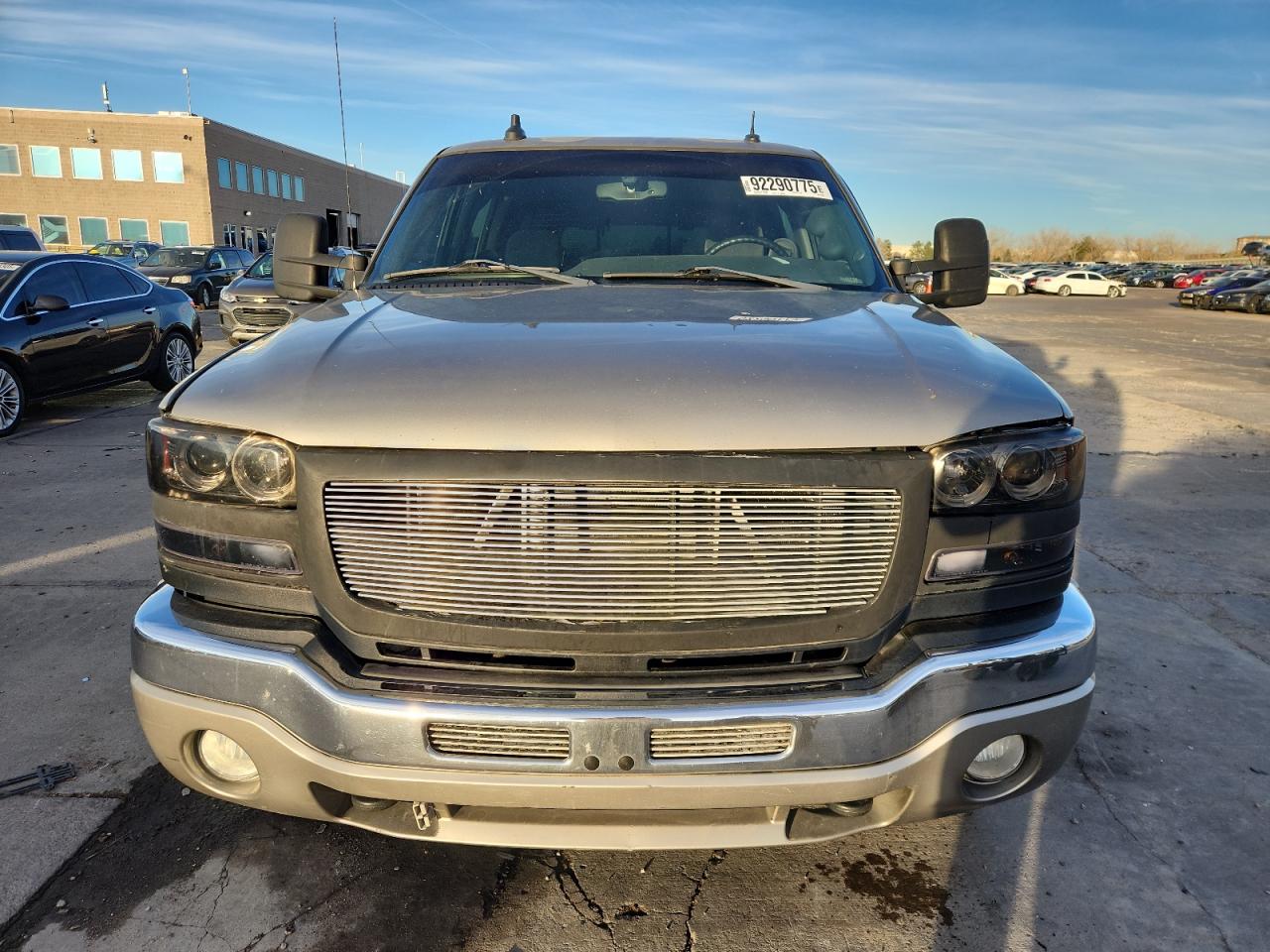 GMC Sierra K2500 Heavy Duty Image 5