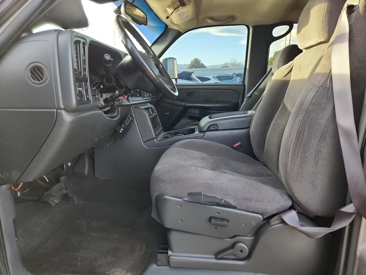 GMC Sierra K2500 Heavy Duty Image 2