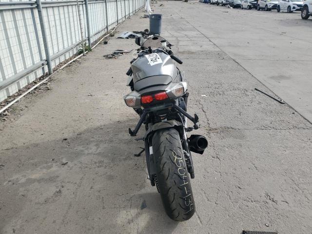 Suzuki Gsxr600 Image 2