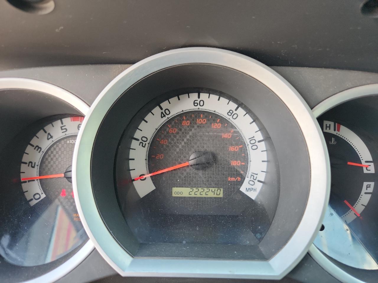 Toyota Tacoma Double Cab Long Bed Image 8