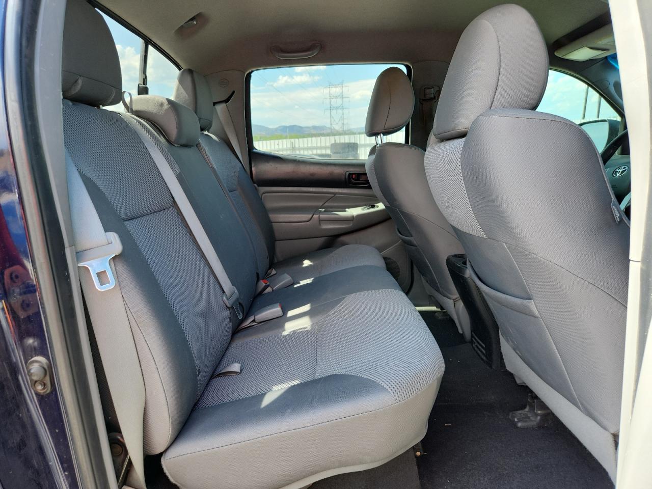 Toyota Tacoma Double Cab Long Bed Image 9