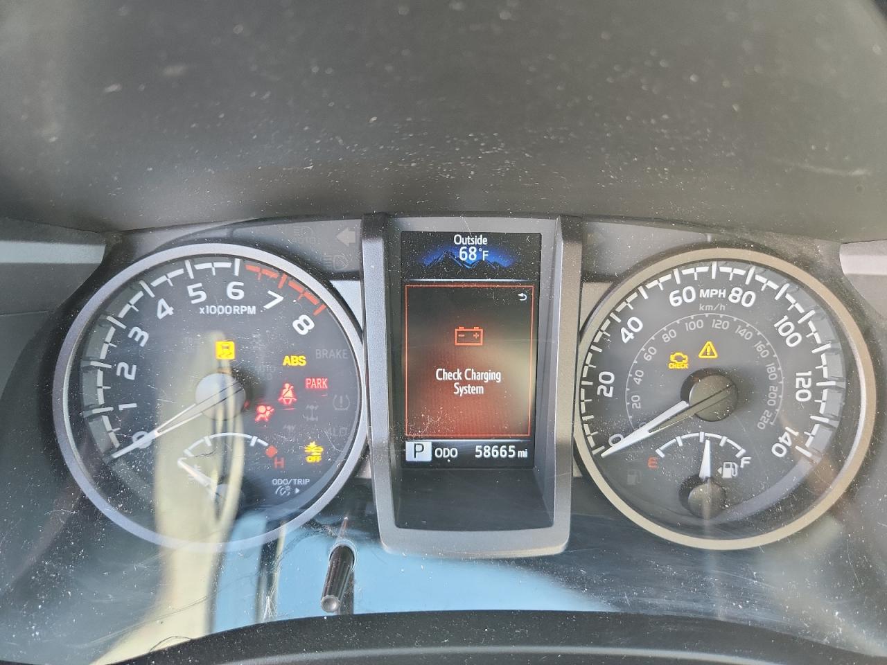 Toyota Tacoma Double Cab Image 11