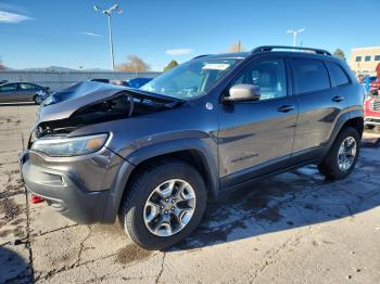 Salvage Jeep Cherokee