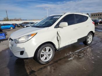  Salvage Hyundai TUCSON