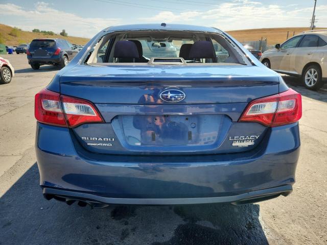 Subaru Legacy 2.5i Image 6