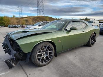  Salvage Dodge Challenger