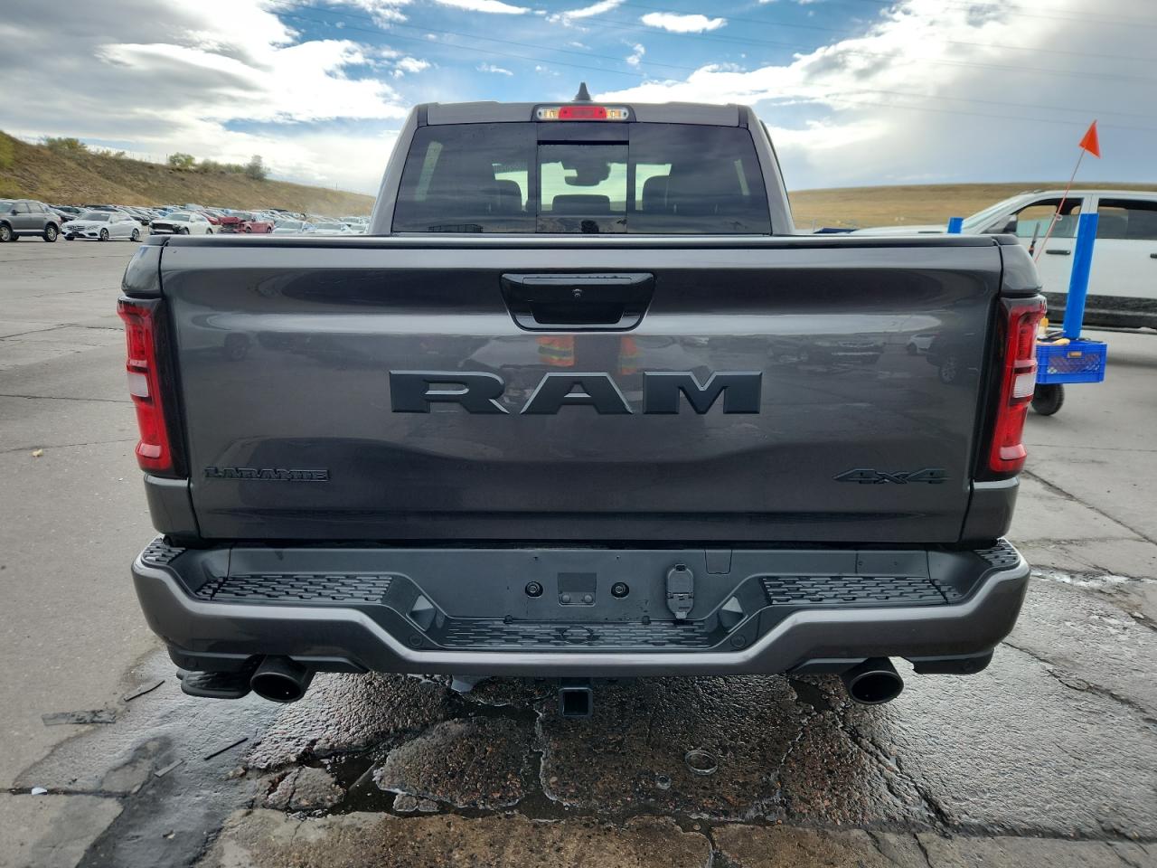 Ram 1500 Laramie Image 8