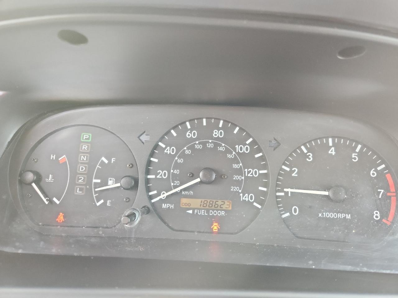 Toyota Camry Ce Image 7