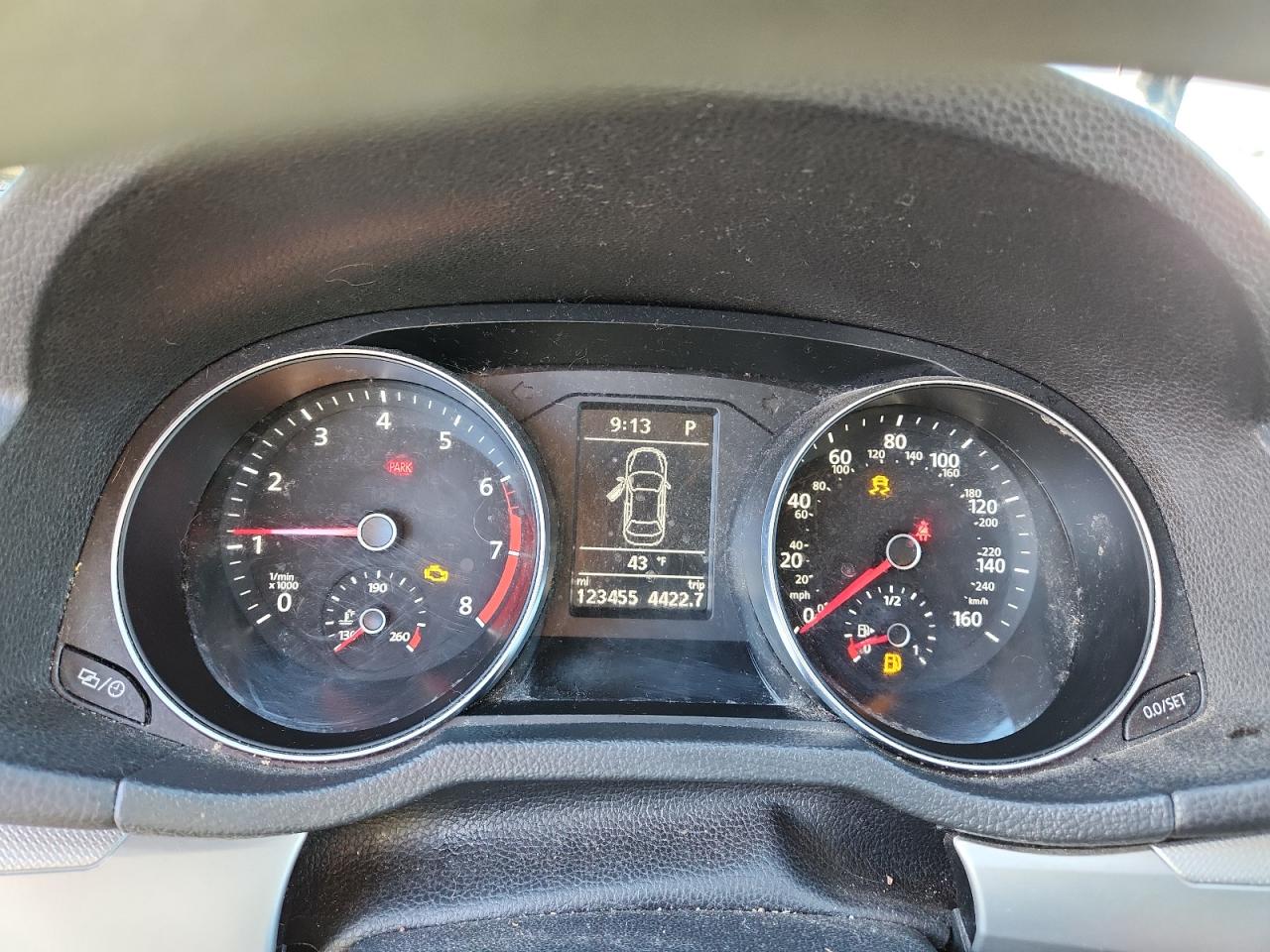 Volkswagen Passat S Image 5