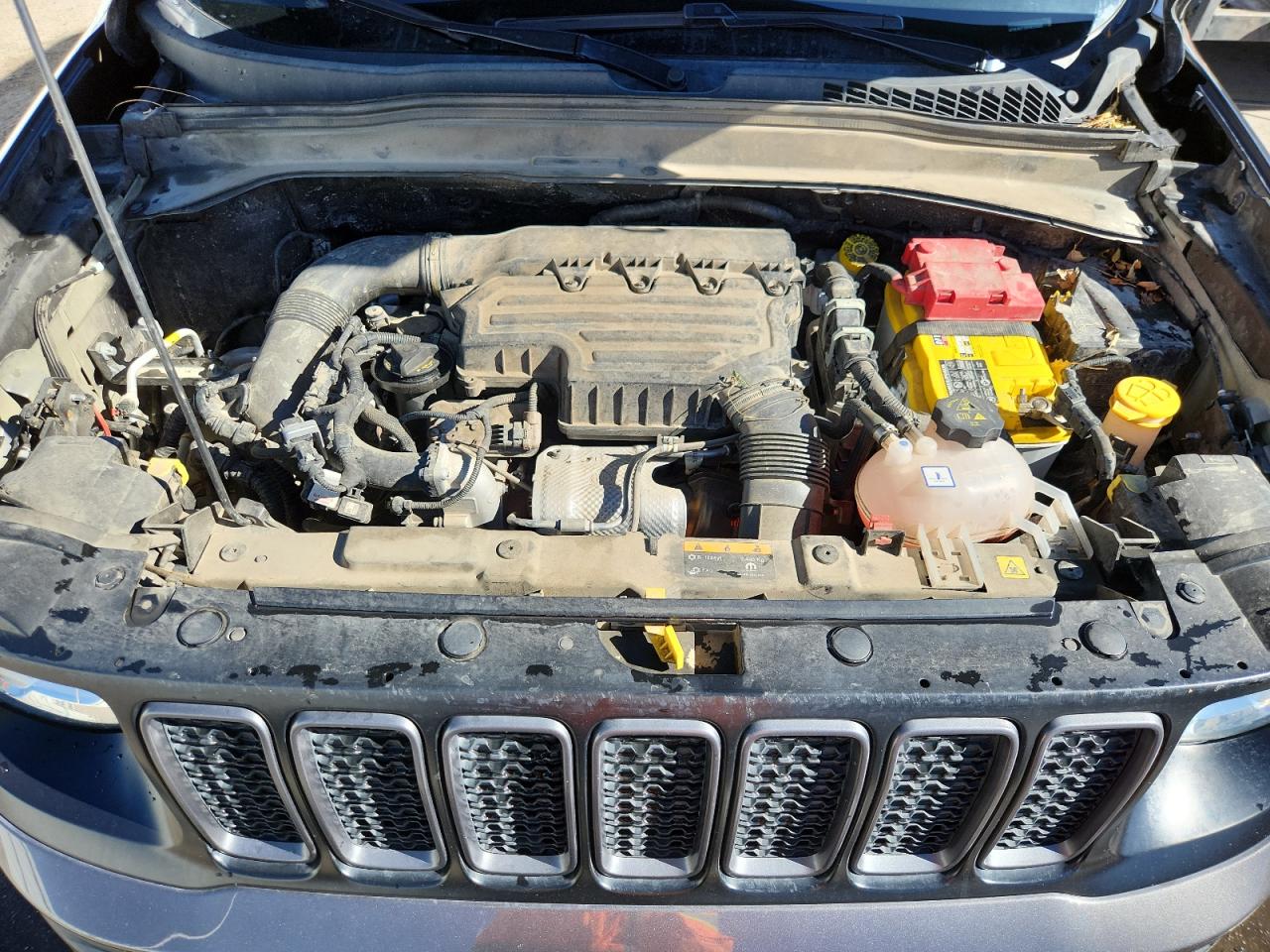 Jeep Renegade Trailhawk Image 13