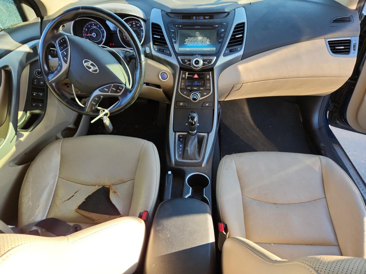 Hyundai ELANTRA Se Image 9