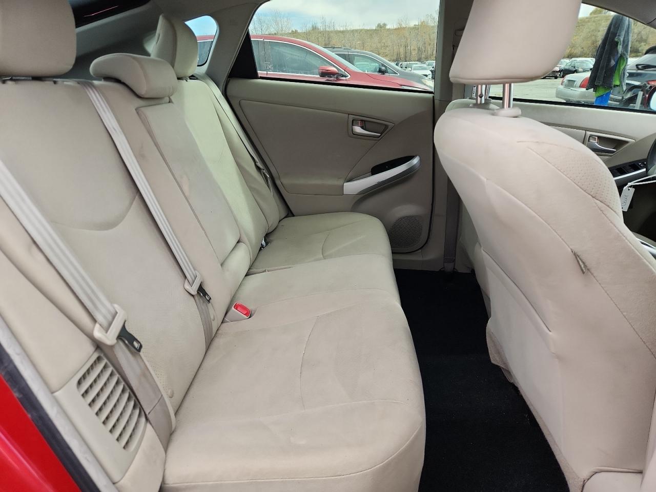 Toyota Prius Image 6