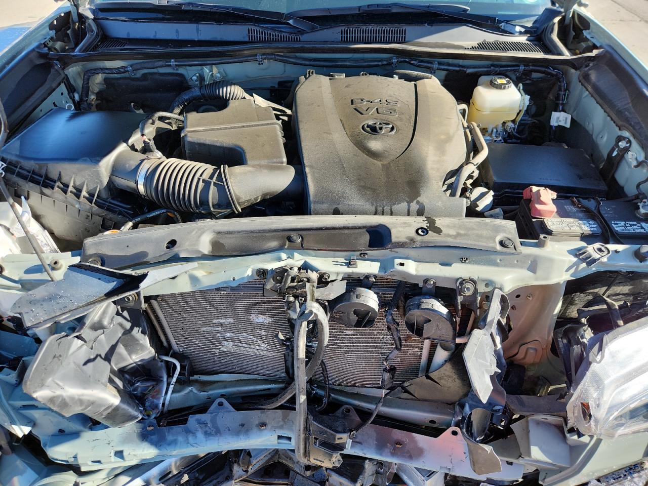 Toyota Tacoma Double Cab Image 11