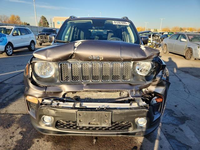 Jeep Renegade Latitude Image 6