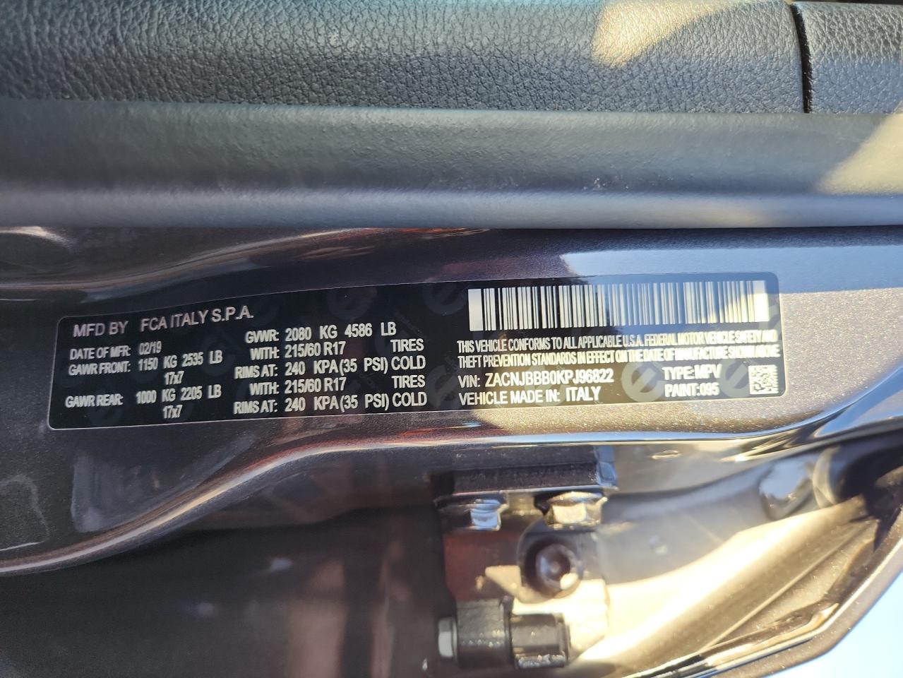 Jeep Renegade Latitude Image 9