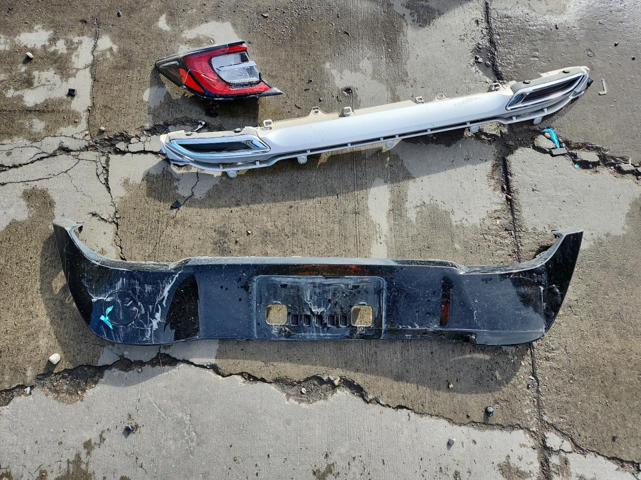 Toyota Corolla Xse Image 11