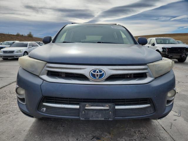 Toyota Highlander Hybrid Image 5