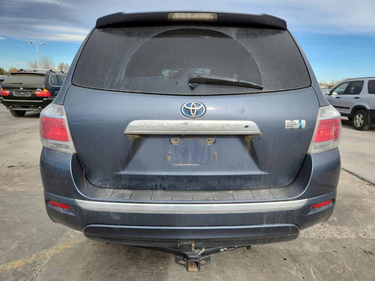 Toyota Highlander Hybrid Image 3