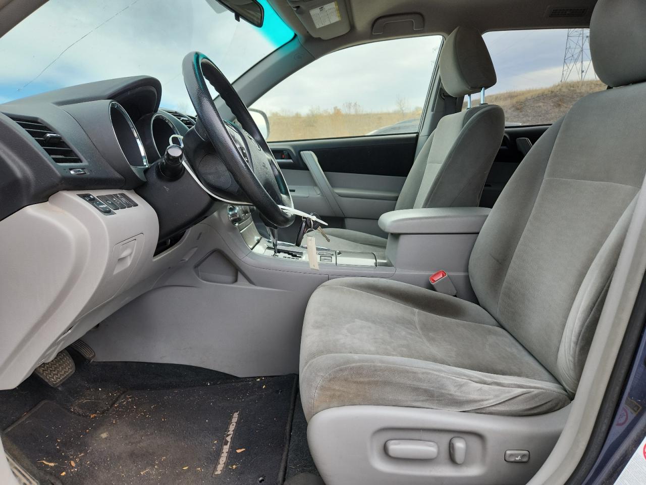 Toyota Highlander Hybrid Image 7