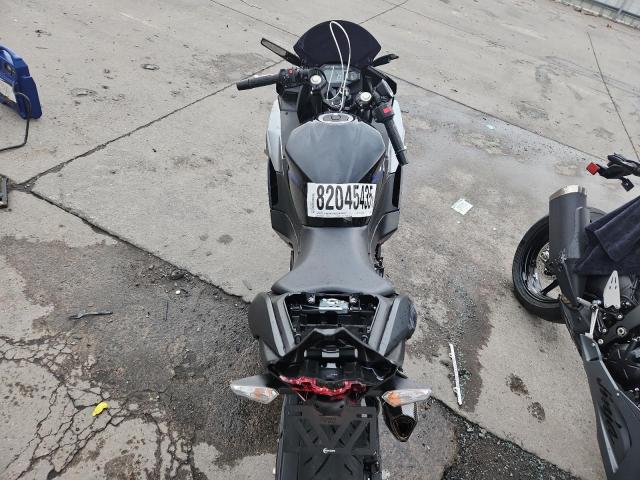 Kawasaki Ninja 500 Image 7