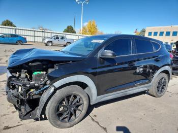  Salvage Hyundai TUCSON
