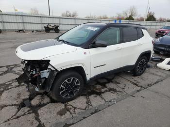  Salvage Jeep Compass