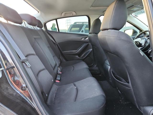 Mazda 3 Touring Image 5