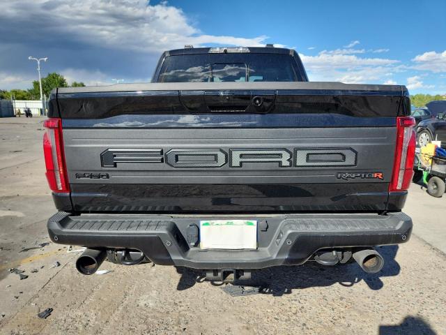 Ford F-150 Raptor Image 12