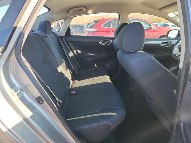 Nissan Sentra S Image 7