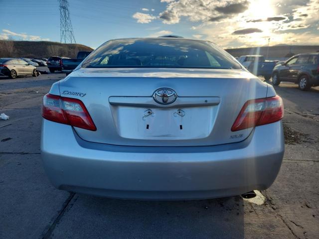 Toyota Camry Base Image 7