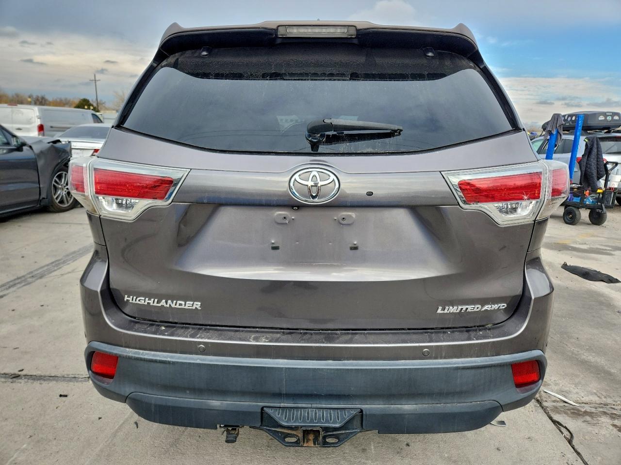 Toyota Highlander Limited Image 13