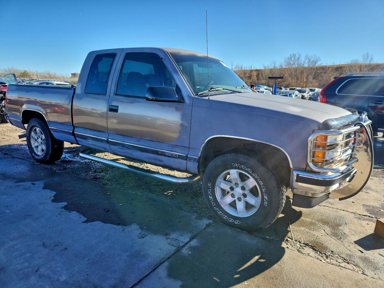 GMC Sierra K1500 Image 3