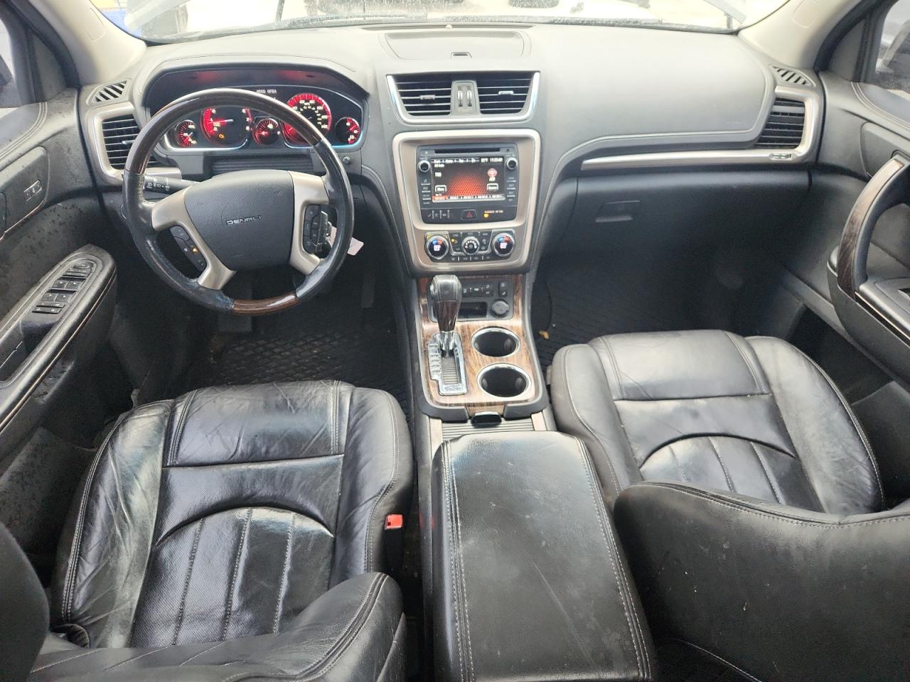 GMC Acadia Denali Image 3