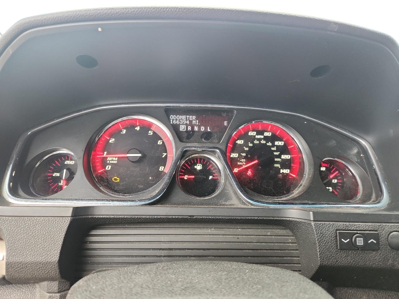 GMC Acadia Denali Image 8