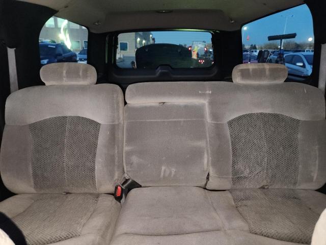 Chevrolet Suburban K1500 Image 11