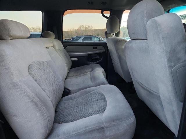 Chevrolet Suburban K1500 Image 13