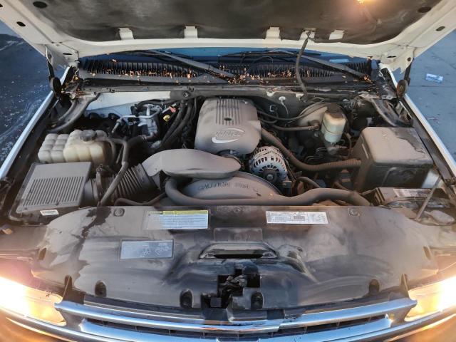 Chevrolet Suburban K1500 Image 12