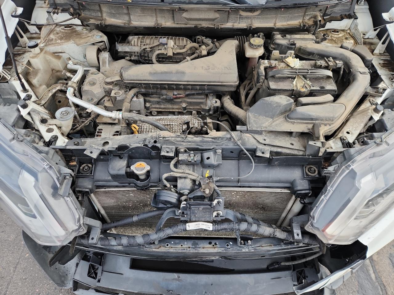 Nissan Rogue S Image 9