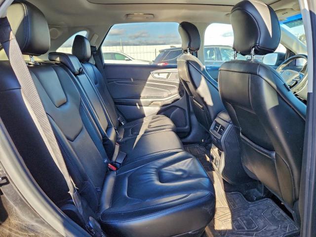 Ford Edge Titanium Image 5