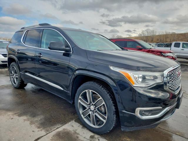 GMC Acadia Denali Image 2