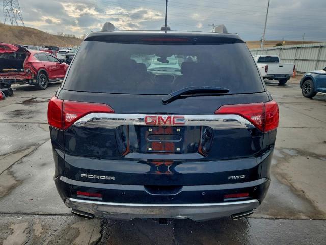 GMC Acadia Denali Image 11